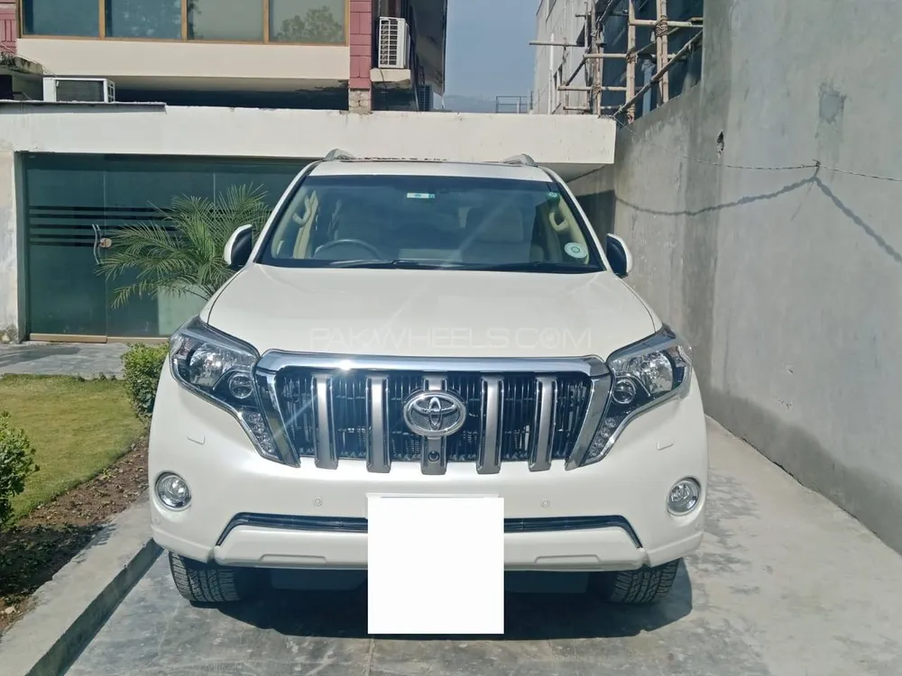 Toyota Prado 2015 for Sale in Islamabad Image-1