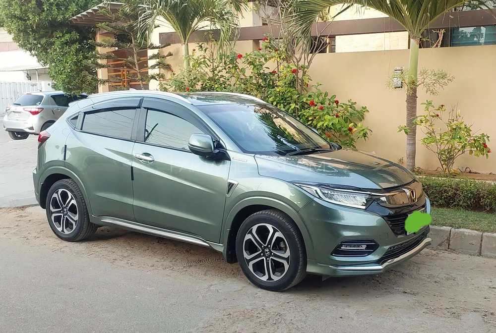 Honda Vezel 2018 for Sale in Karachi Image-1