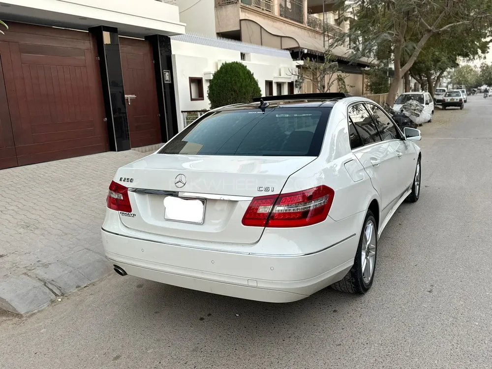 مرسڈیز بینز ای کلاس 2011 for Sale in کراچی Image-1
