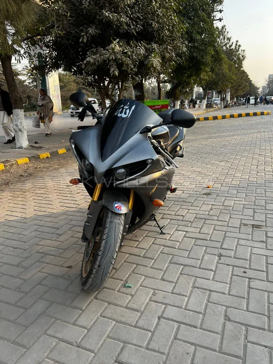 Yamaha YZF-R1 2013 for Sale Image-1