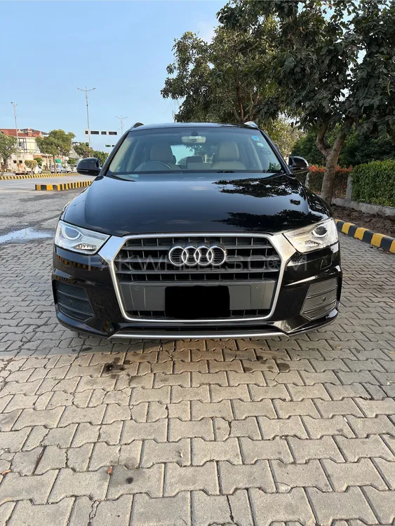 Audi Q3 2016 for Sale in Lahore Image-1