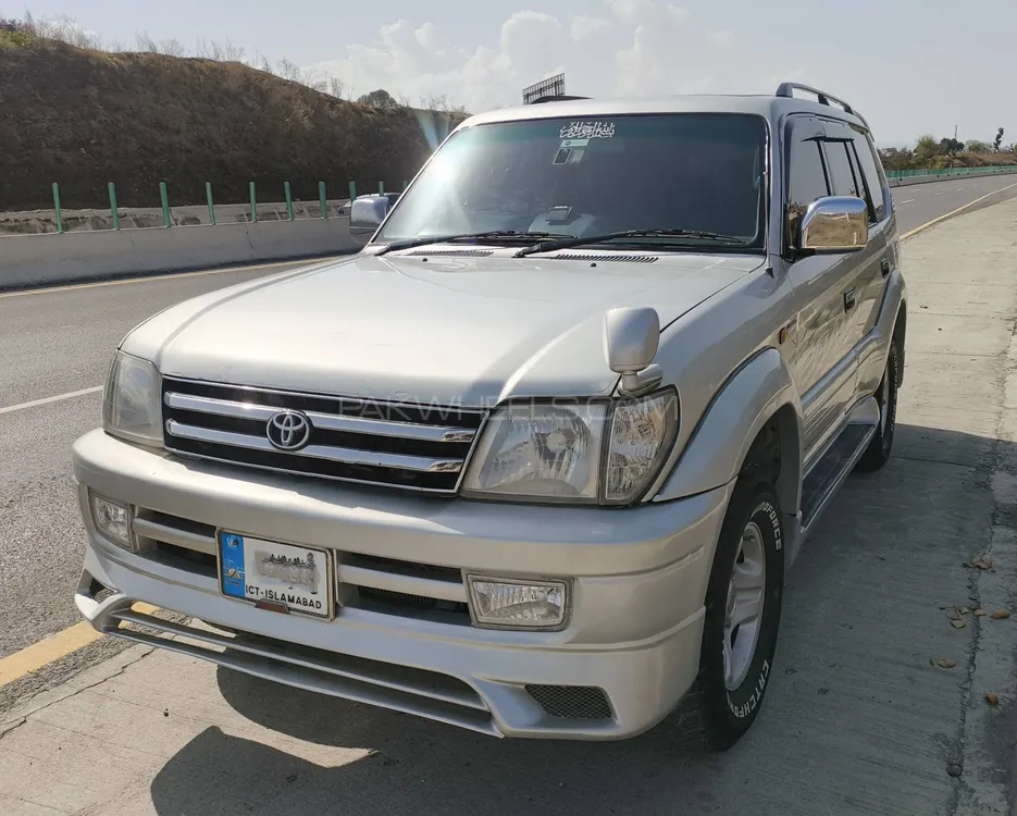 Toyota Prado 2000 for Sale in Haripur Image-1