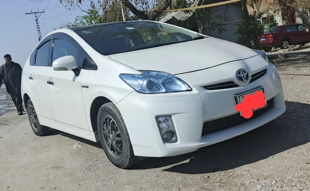 Toyota Prius 2010 for Sale in Taxila Image-1