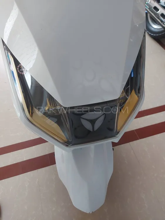 Yadea T5 2025 for Sale Image-1