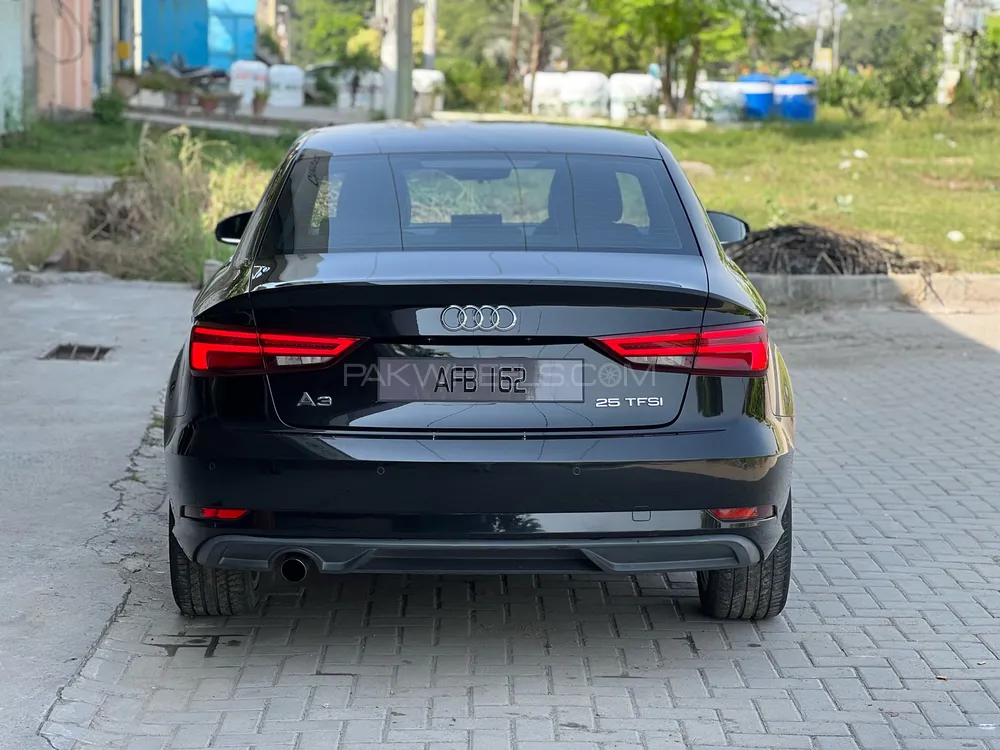 آوڈی اے 3 2017 for Sale in گجرات Image-1