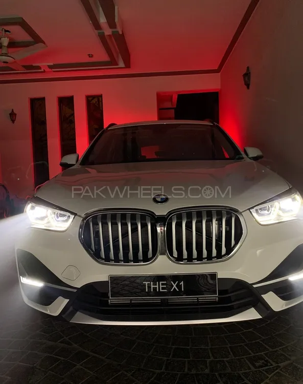 بی ایم ڈبلیو ایکس 1 2021 for Sale in لاہور Image-1