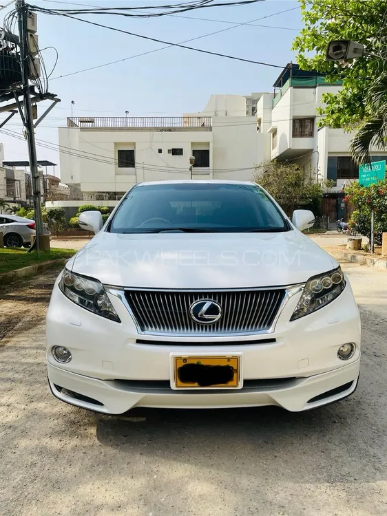 لیکزس آر ایکس سیریز 2010 for Sale in کراچی Image-1