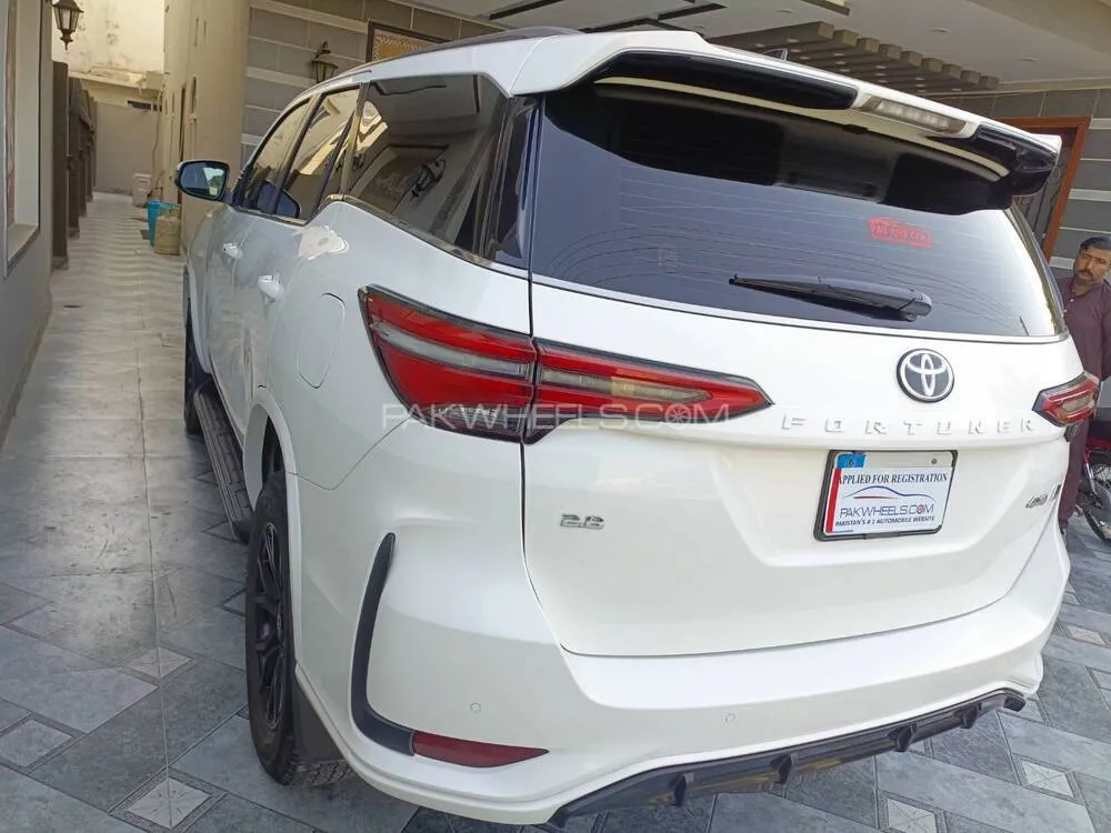 ٹویوٹا فورچیونر 2023 for Sale in ملتان ٹویوٹا فورچیونر 2023 for Sale in ملتان Image-5