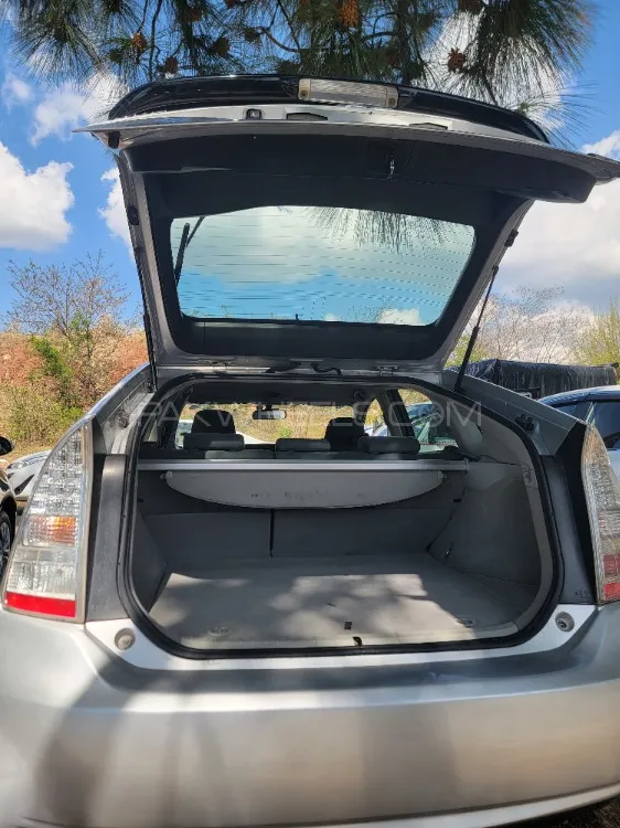 Toyota Prius 2014 for Sale in Islamabad Image-1