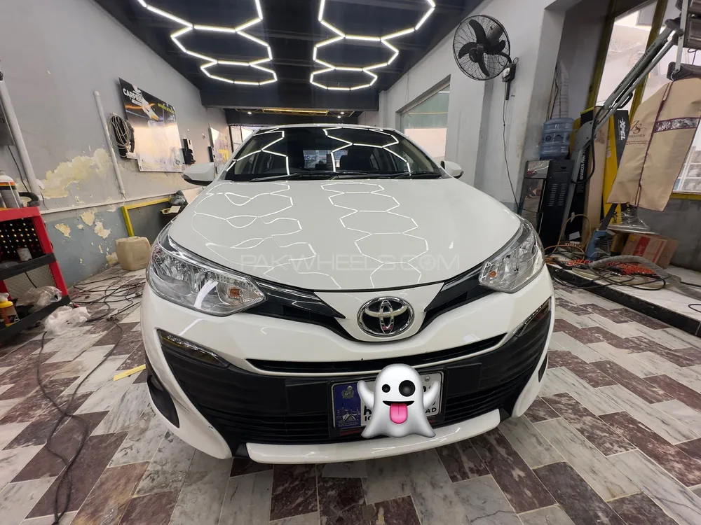 Toyota Yaris Sedan 2022 for Sale in Peshawar Image-1