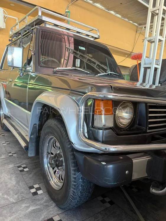 Mitsubishi Pajero 1990 for Sale in Peshawar Image-1