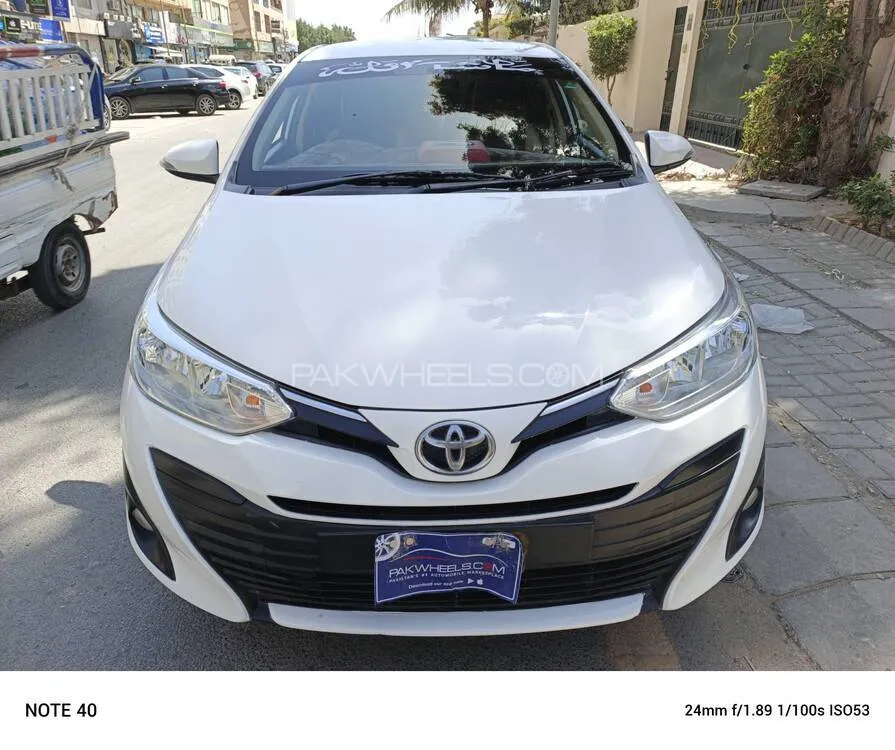 Toyota Yaris Sedan 2021 for Sale in Karachi Image-1