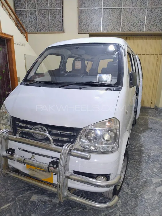 FAW X-PV 2018 for Sale in Karachi Image-1
