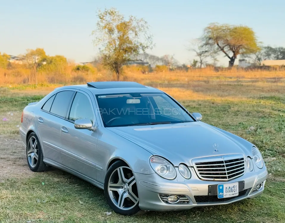 Mercedes Benz E Class 2007 for Sale in Islamabad Image-1