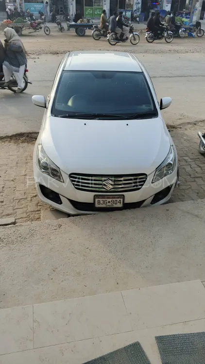 Suzuki Ciaz 2017 for Sale in Fort Abbass Image-1