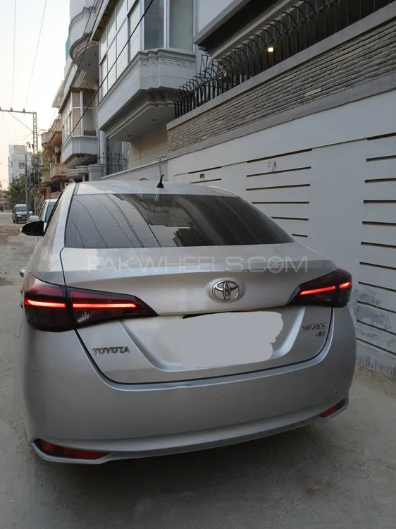 Toyota Yaris Sedan 2020 for Sale in Karachi Image-1