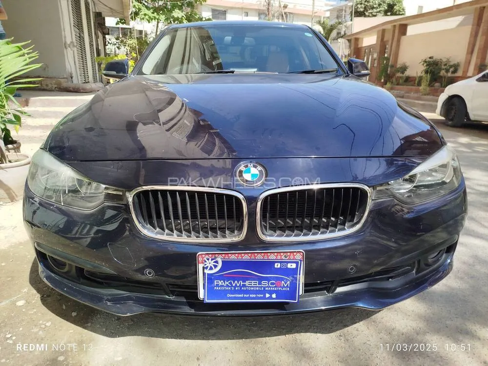 بی ایم ڈبلیو 3 سیریز 2016 for Sale in کراچی Image-1