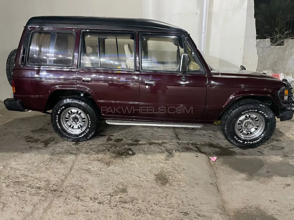 مٹسوبیشی پجیرو 1995 for Sale in کراچی Image-1