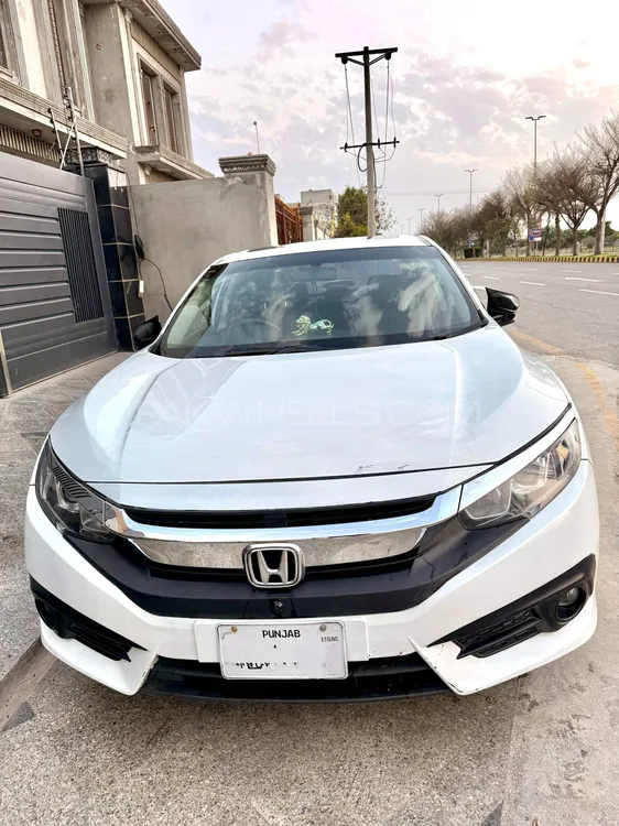 Honda Civic 2018 for Sale in Lahore Image-1