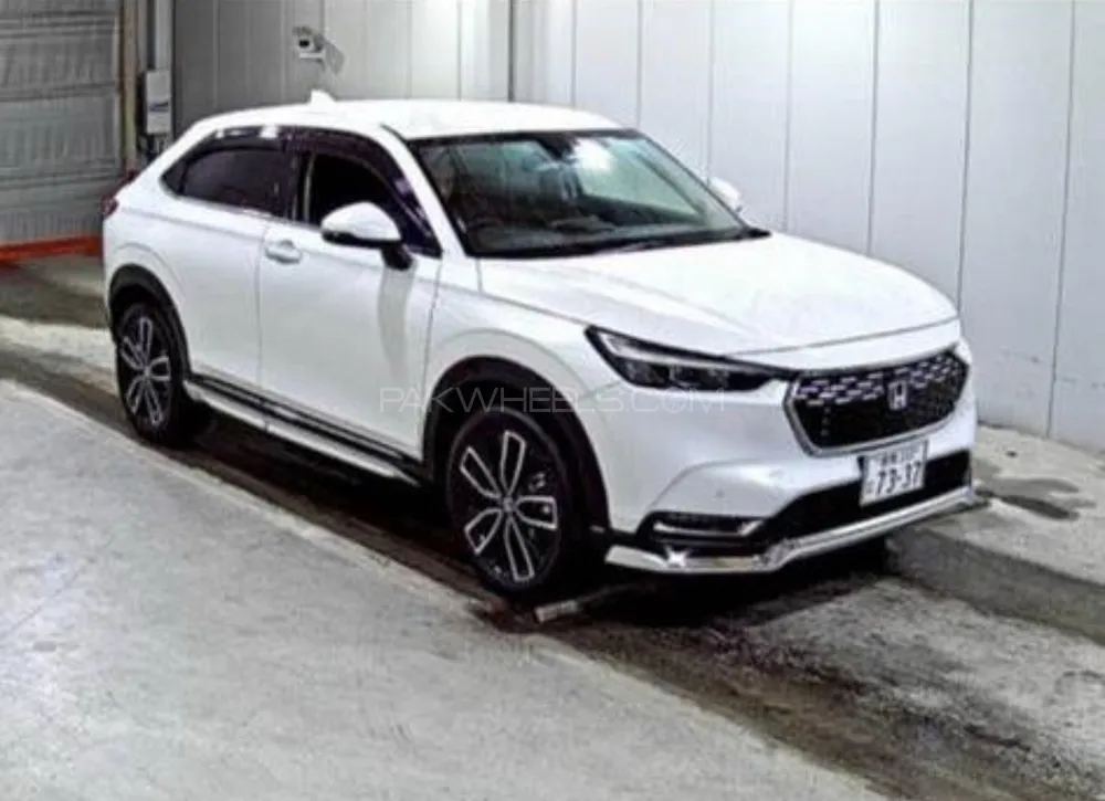Honda Vezel 2021 for Sale in Lahore Image-1