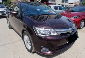 Toyota Corolla Axio Hybrid 1.5 2014 for Sale