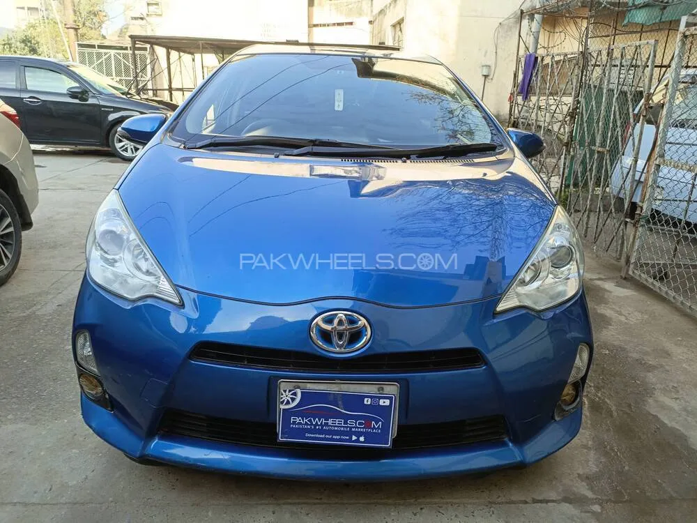 Toyota Aqua 2013 for Sale in Islamabad Image-1