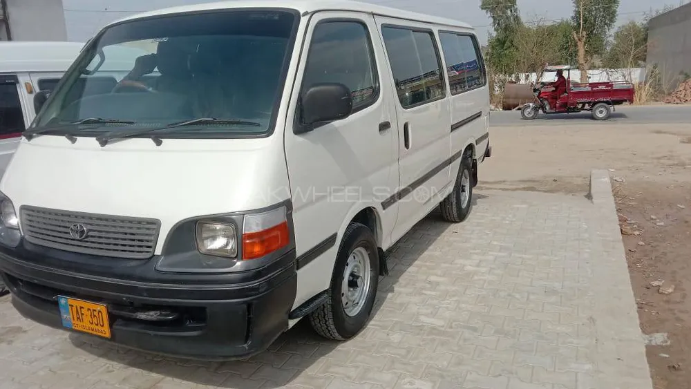 Toyota Hiace 2004 for Sale in Talagang Image-1
