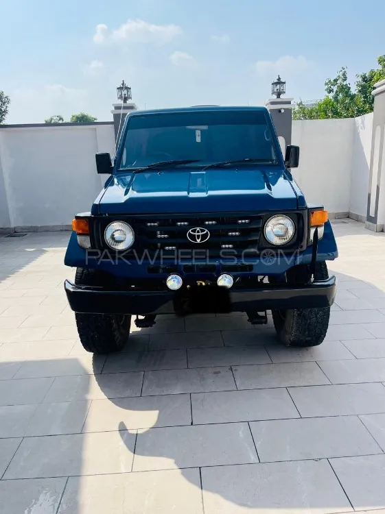 Toyota Land Cruiser 1987 for Sale in Gujrat Image-1