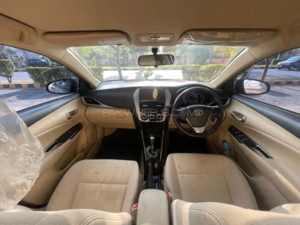Toyota Yaris Sedan 2023 for Sale in Lahore Toyota Yaris Sedan 2023 for Sale in Lahore Image-7