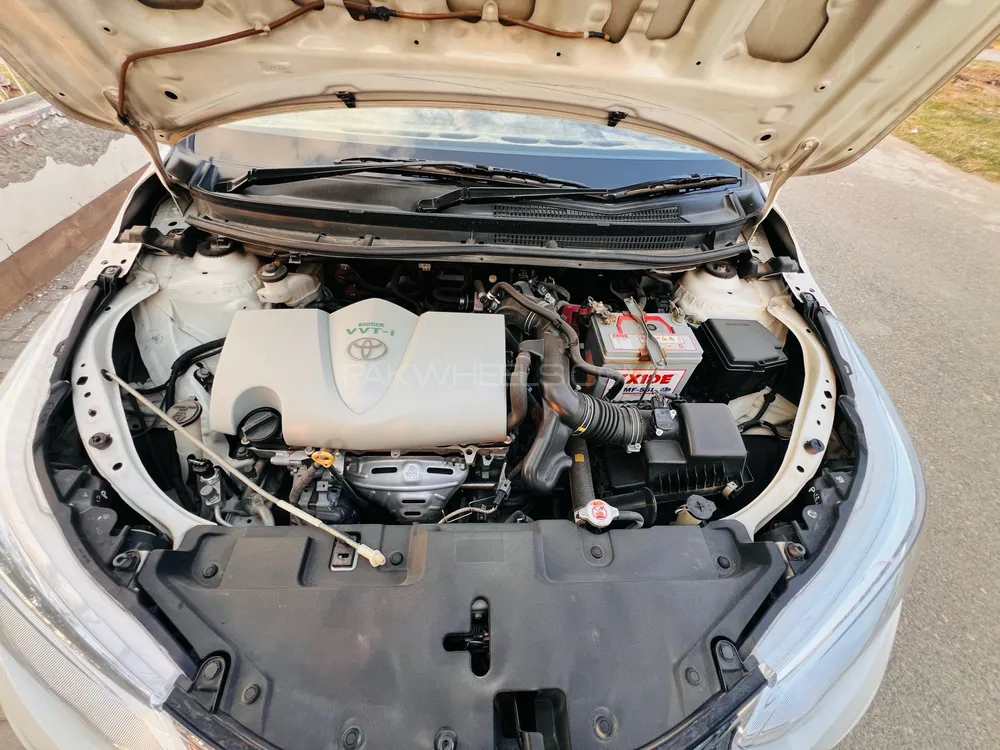 Toyota Yaris Sedan 2021 for Sale in Sargodha Toyota Yaris Sedan 2021 for Sale in Sargodha Image-9