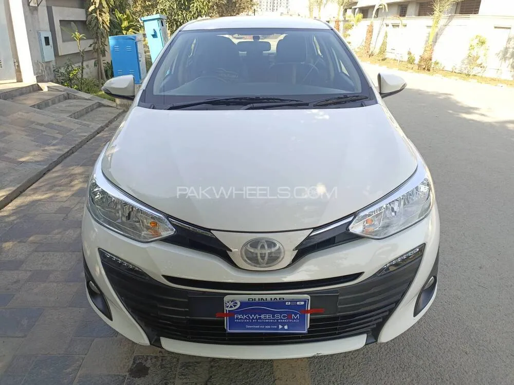 Toyota Yaris Sedan 2023 for Sale in Lahore Image-1