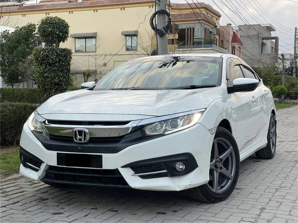Honda Civic 2017 for Sale in Sialkot Image-1