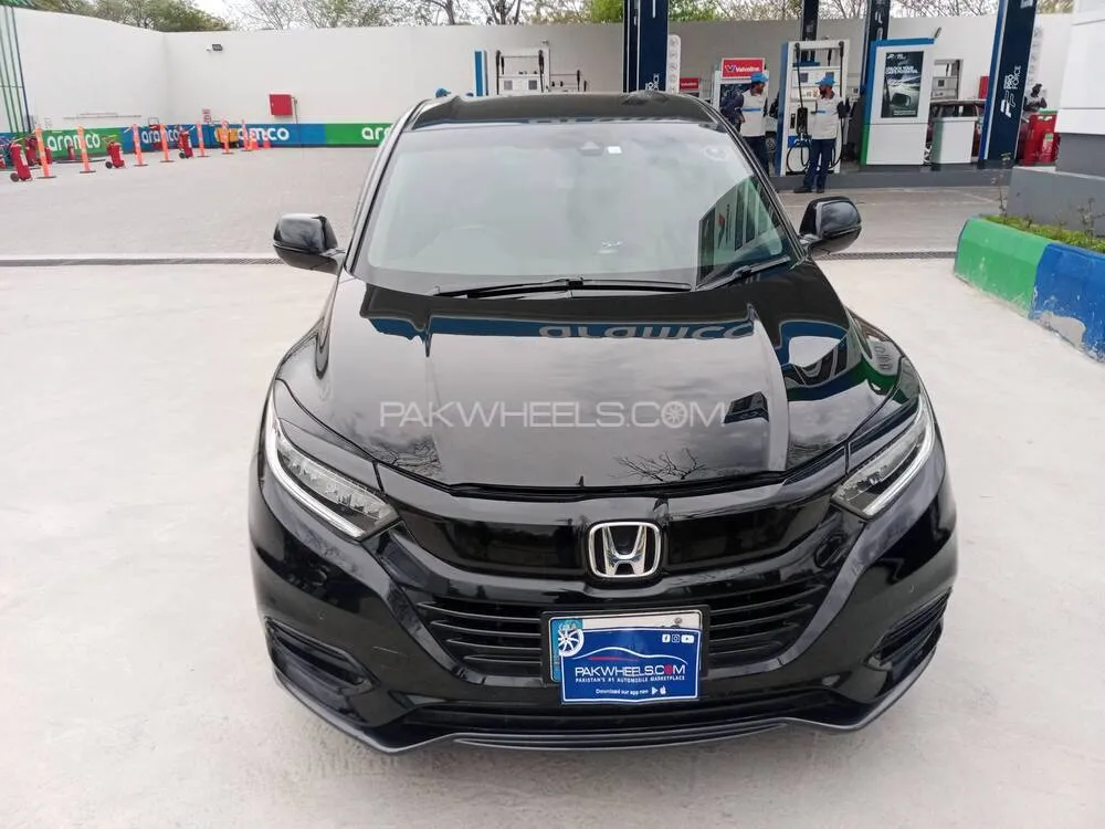 Honda Vezel 2018 for Sale in Islamabad Image-1