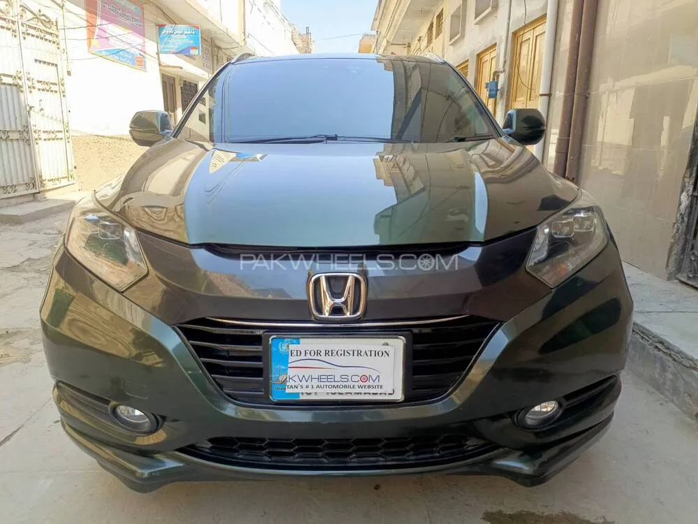 Honda Vezel 2015 for Sale in Multan Image-1
