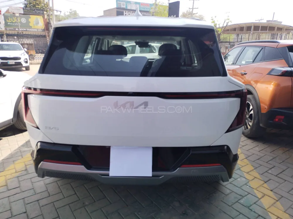 KIA EV5 2025 for Sale in Lahore KIA EV5 2025 for Sale in Lahore Image-11