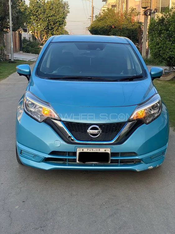 Nissan Note 2018 for Sale in Lahore Image-1