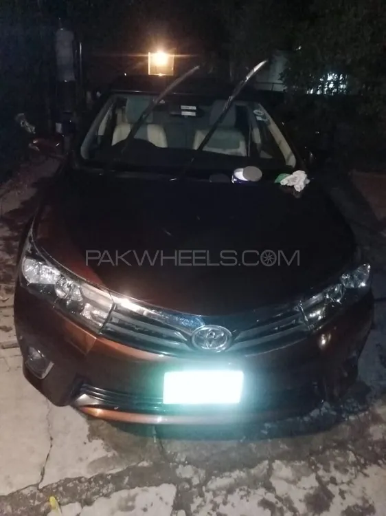 Toyota Corolla 2015 for Sale in Lahore Image-1
