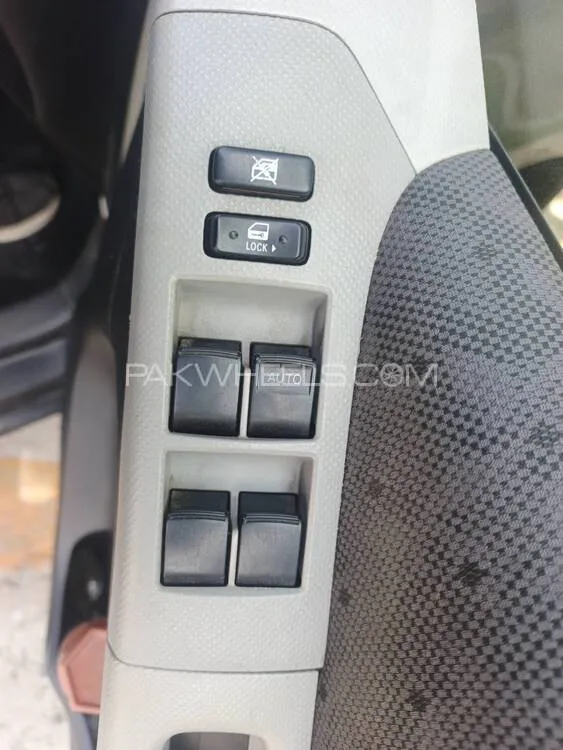 Toyota Vitz 2009 for Sale in Lahore Toyota Vitz 2009 for Sale in Lahore Image-12