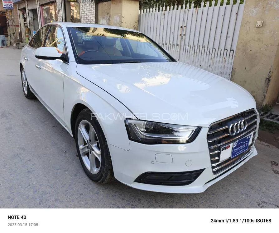 Audi A4 2015 for Sale in Rawalpindi Audi A4 2015 for Sale in Rawalpindi Image-2