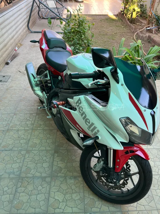 Benelli 302 R 2018 for Sale Benelli 302 R 2018 for Sale Image-6