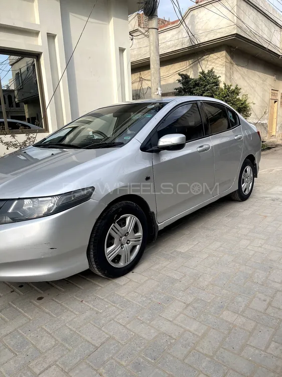 Honda City 2013 for Sale in Lahore Image-1