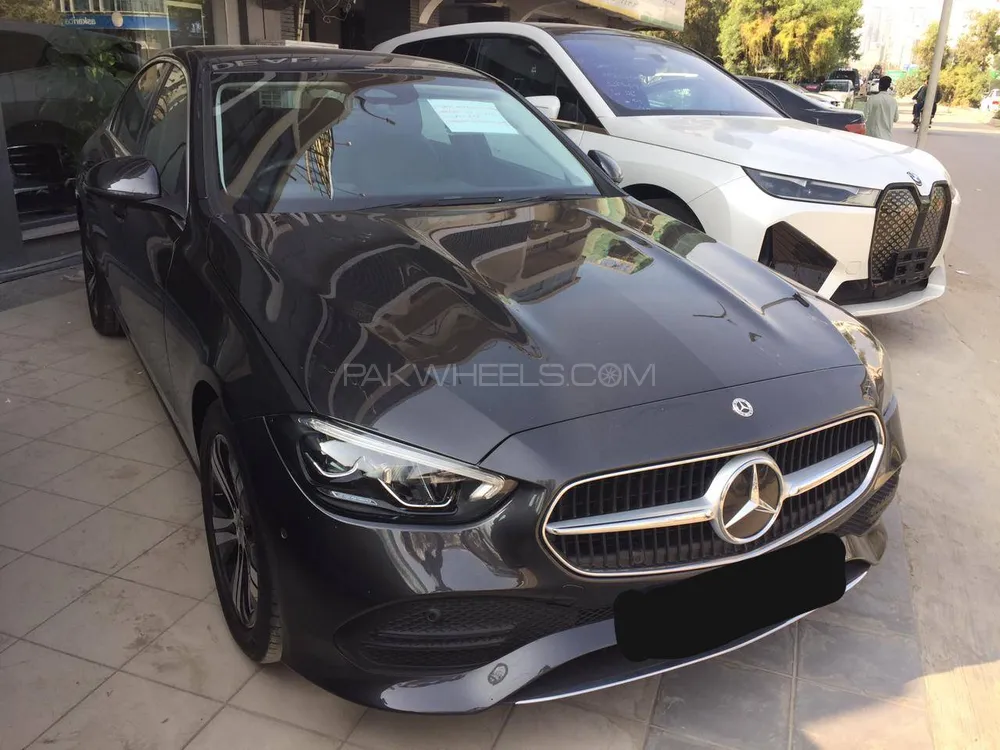 Mercedes Benz C Class 2022 for Sale in Karachi Image-1