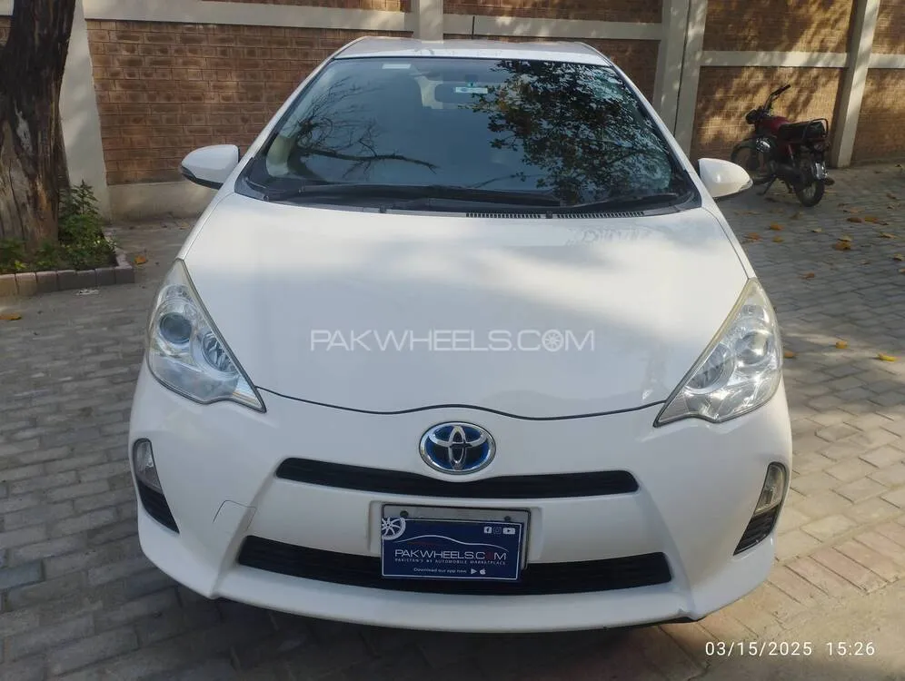 ٹویوٹا اکوا 2014 for Sale in پشاور Image-1