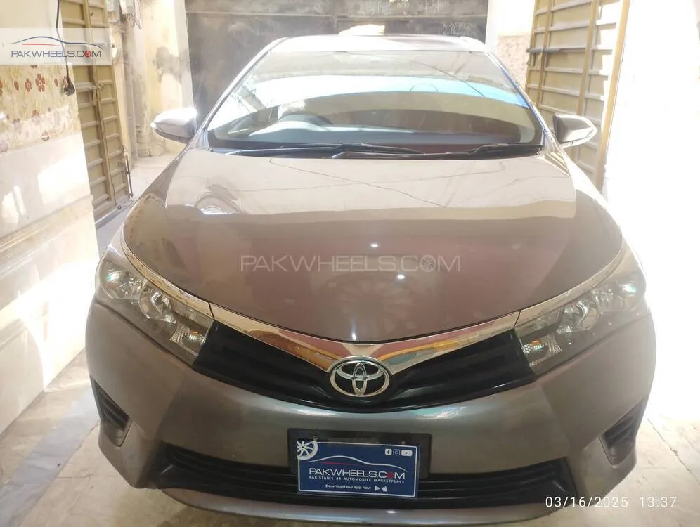 Toyota Corolla 2016 for Sale in Peshawar Image-1