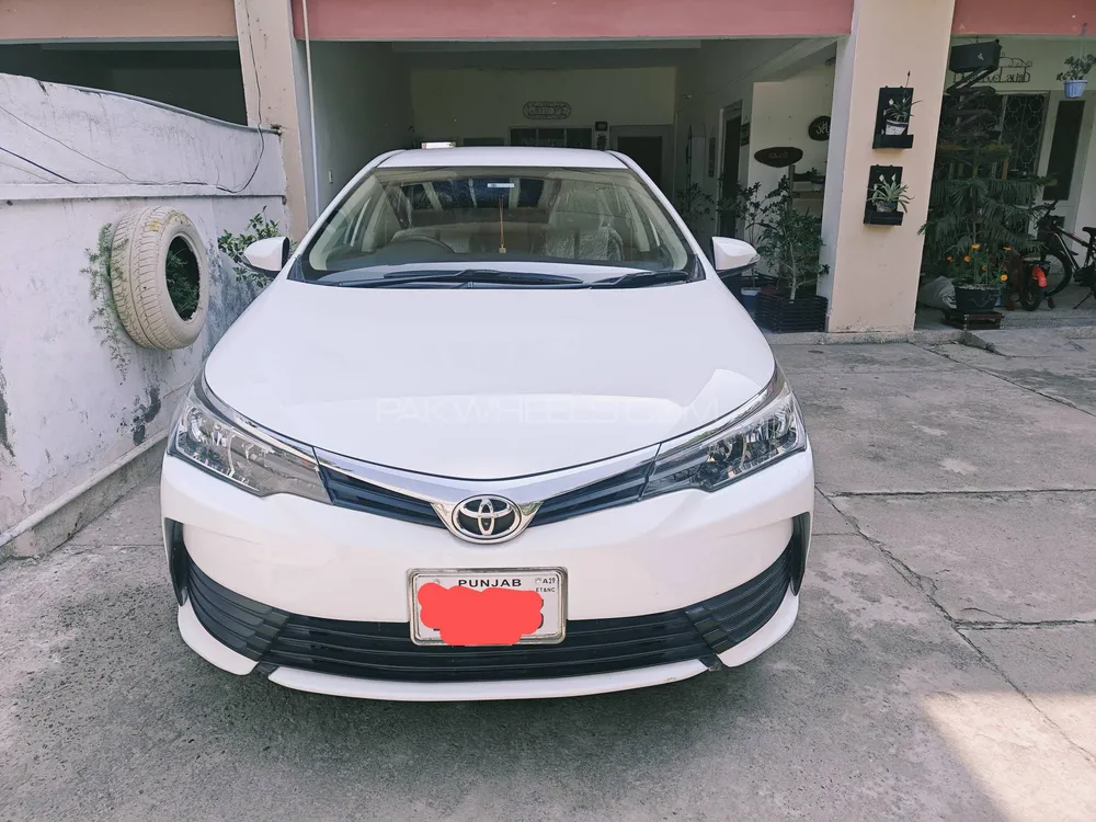 Toyota Corolla 2019 for Sale in Okara Image-1
