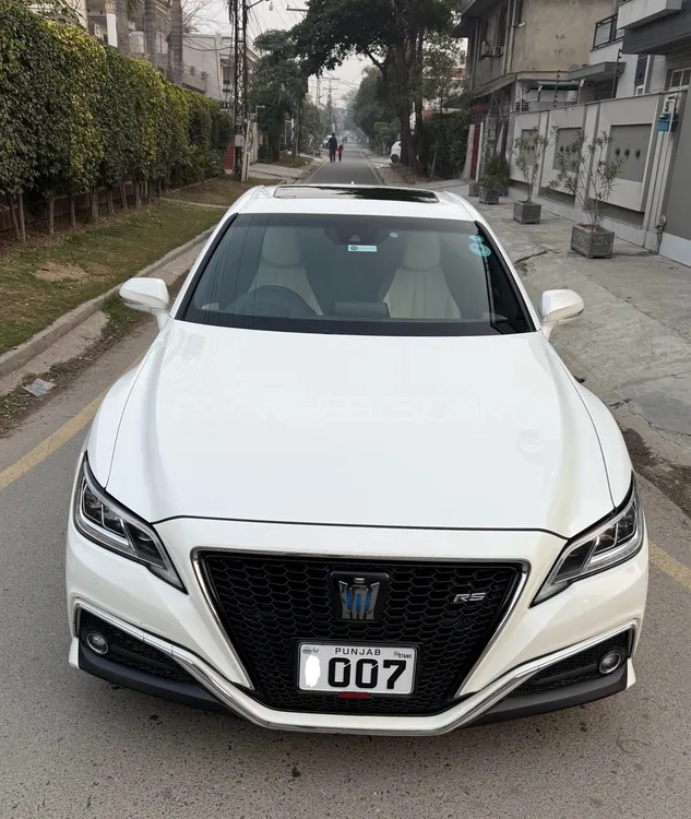 ٹویوٹا کراؤن 2018 for Sale in لاہور Image-1