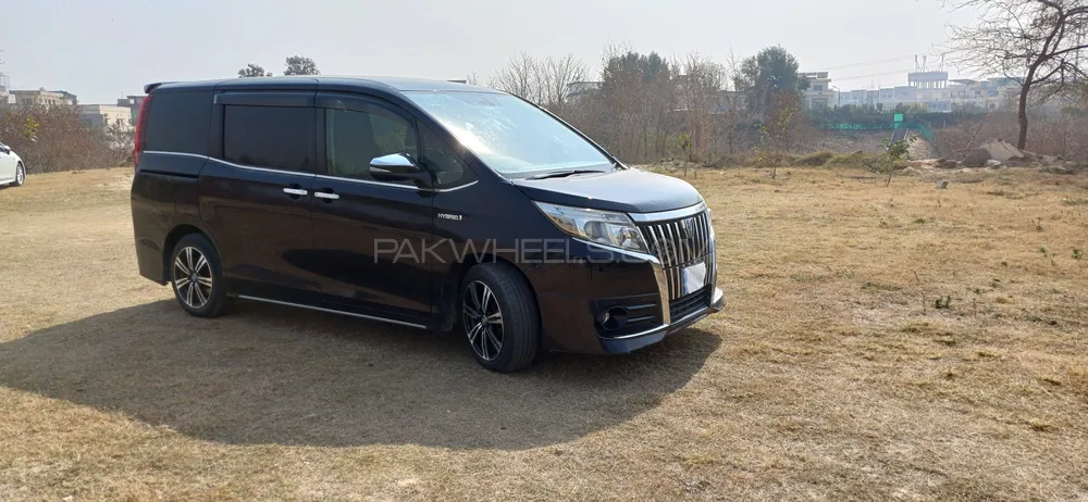 Toyota Esquire 2015 for Sale in Islamabad Image-1