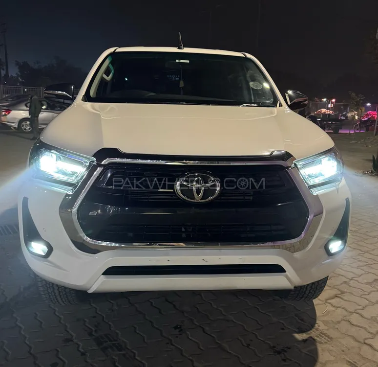 Toyota Hilux 2022 for Sale in Lahore Image-1