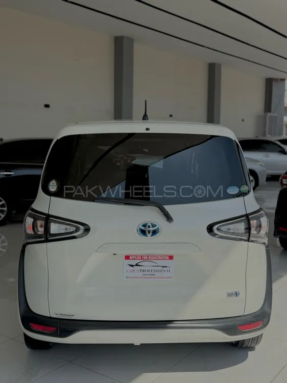 Toyota Sienta 2018 for Sale in Peshawar Toyota Sienta 2018 for Sale in Peshawar Image-6