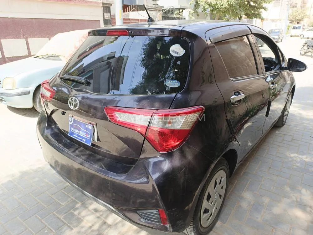 Toyota Vitz 2018 for Sale in Karachi Toyota Vitz 2018 for Sale in Karachi Image-4